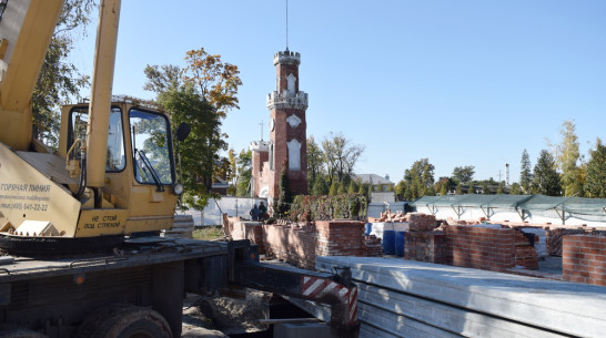 Под Воронежем во дворцовом комплексе Ольденбургских заново построят дом с ризалитами 