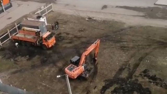 Техника начала работу на стройплощадке высотки в воронежском микрорайоне Шилово