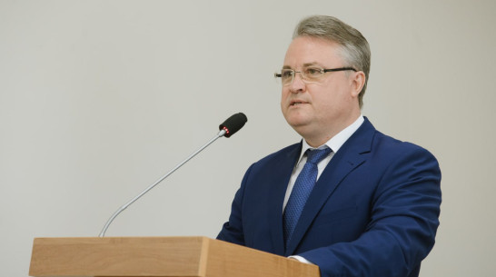 Губернатор Александр Гусев поздравил с юбилеем гендиректора «РВК-Воронеж» Вадима Кстенина