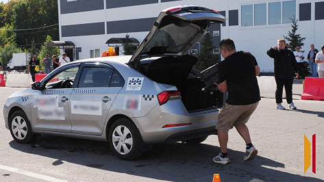 В Воронеже определили лучшего водителя такси на региональном этапе Всероссийского конкурса профессионального мастерства