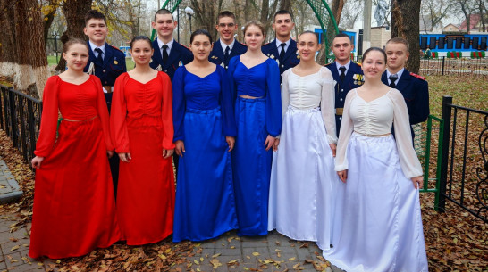 Верхнемамонские танцоры выступят на благотворительном кадетском балу в Москве