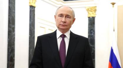 Президент РФ Владимир Путин объявил перемирие в дни 80-летия Победы