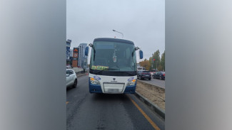 В Воронеже автобус с табличкой «дети» насмерть сбил велосипедиста