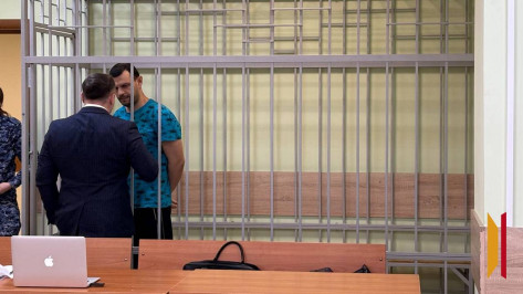 Взяла в долг на похороны мужа – оставила семью без жилья. В Воронеже продолжается суд над «черным кредитором» Дмитрием Наумовским