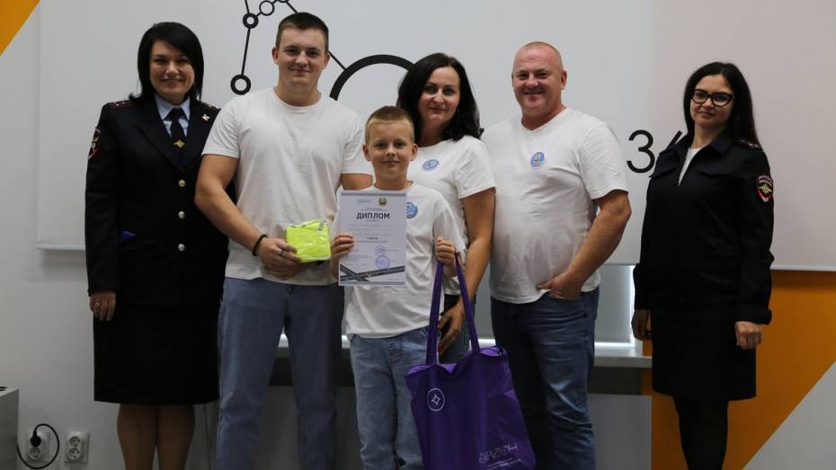 Острогожцы победили в областном конкурсе юных инспекторов дорожного движения