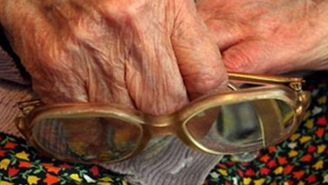 В Воронежской области мужчину будут судить за жестокое избиение матери