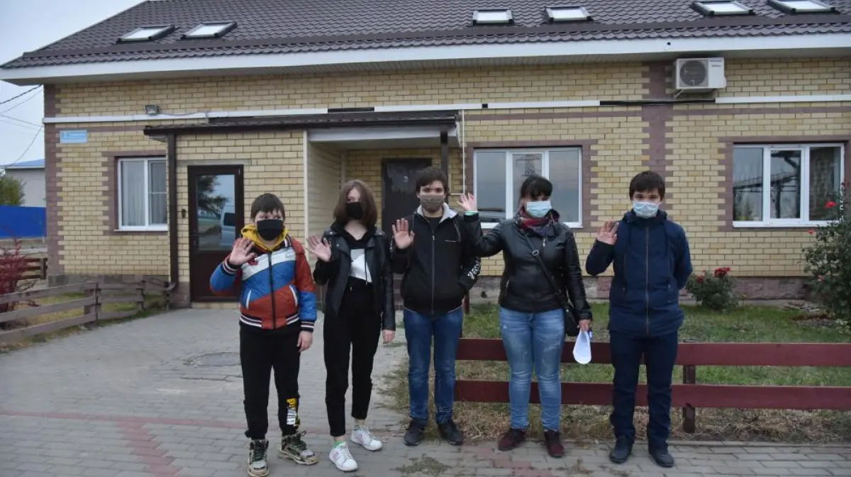 Многодетной семье дали новую 2-этажную квартиру в таунхаусе под Воронежем