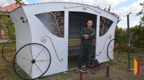 В терновском селе Народное установят автопавильон в форме кареты