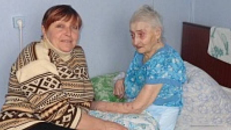 Одинокая пенсионерка из Репьевского района потеряла ногу, но обрела новую семью