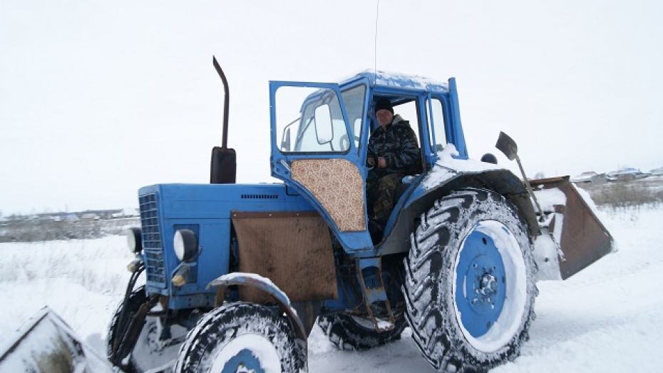 В Поворинских селах добровольцы всю зиму расчищали дороги от снега 