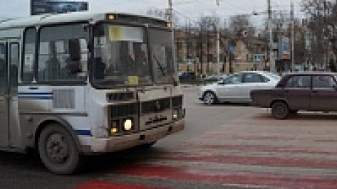 В Воронеже 8-летний мальчик выпал из ехавшей маршрутки