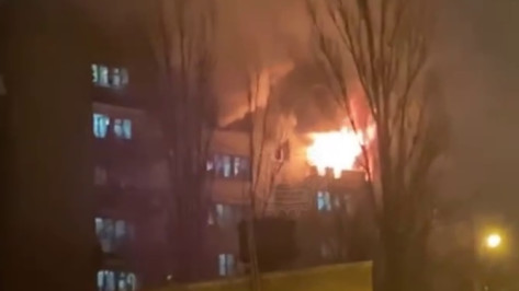 В Воронеже из загоревшейся 9-этажки в Березовой Роще спасли 12 человек