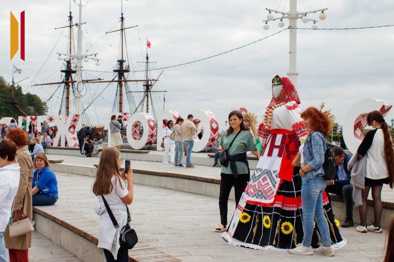 Народные красавицы