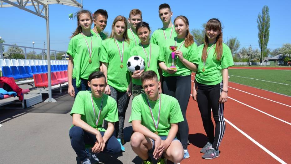 В Поворино выбрали победителей легкоатлетической эстафеты на приз газеты «Прихоперье»