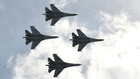 Воронежцев предупредили об учениях военных летчиков