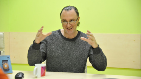 Воронеж иностранный. Англичанин Саймон Кокс – об автохамах, бане и глазированных сырках