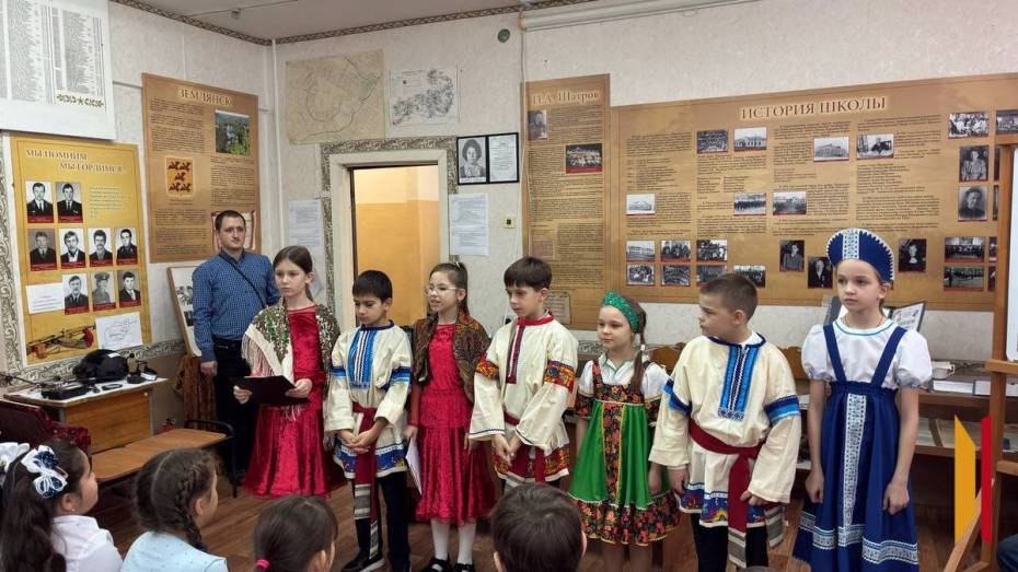 В семилукском селе Землянск провели краеведческую встречу «Веков связующая нить»