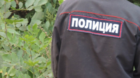 В Воронеже вымогатели вывезли бизнесмена в лес и потребовали миллион рублей