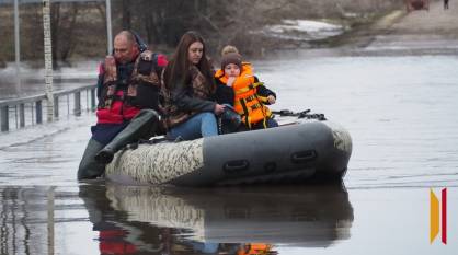 «Закупаем продукты на месяц вперед»: как жители воронежского хутора переживают разлив реки Сухая Россошь