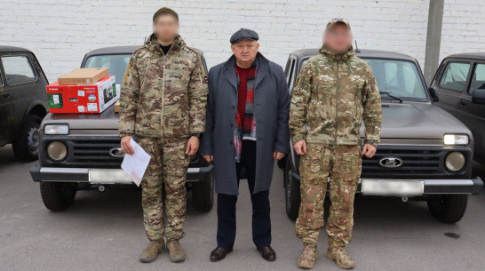 Лискинцы отправили в зону СВО 2 автомобиля и оборудование на сумму около 2,4 млн рублей