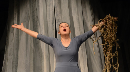 Воронежский ТЮЗ поставил моноспектакль по Горькому