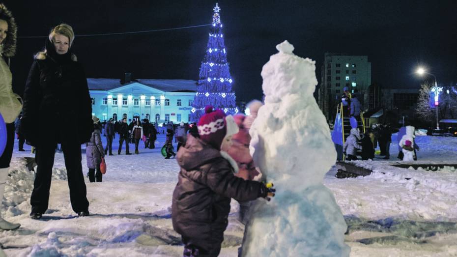 В Лисках на городской елке впервые пройдет конкурс на лучшую новогоднюю игрушку