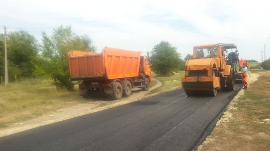 В Новохоперском районе в 2 селах впервые заасфальтировали 3 улицы