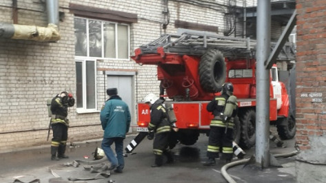 В Воронеже загорелся склад завода «Верофарм»