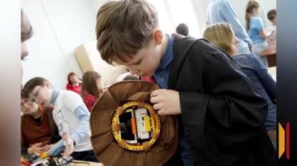 Очиститель воздуха и шляпа из «Гарри Поттера»: удивительные изобретения участников воронежского фестиваля «Робоарт-2026»