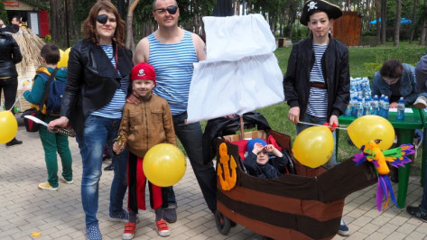 В Воронеже начался прием заявок на участие в параде детских колясок – 2018 
