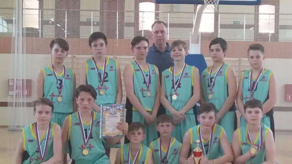 Эртильцы победили в областном  турнире по баскетболу