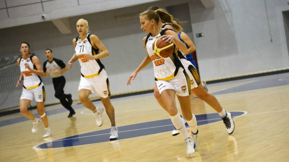 Воронежские баскетболистки победили в первом финальном матче Суперлиги