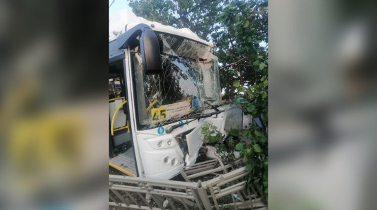 Выросло количество пострадавших в ДТП с автобусом в Воронеже