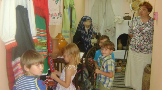 В Репьевском детском саду появился мини-музей