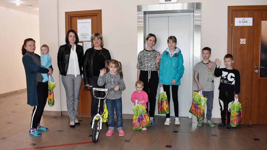 Воронежцев попросили поделиться велосипедами и самокатами с детьми из ЛДНР