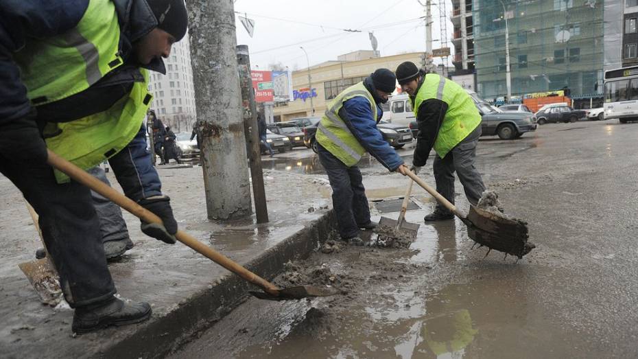 Воронежские коммунальщики отказались работать из-за долга по зарплате