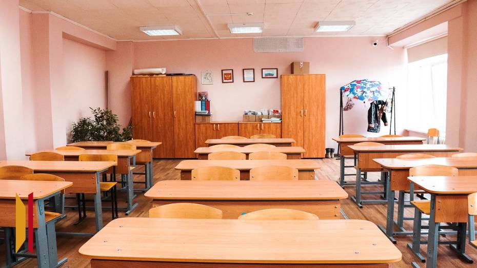 В мэрии Воронежа прокомментировали жалобу школьницы на запрет ходить в туалет на уроках