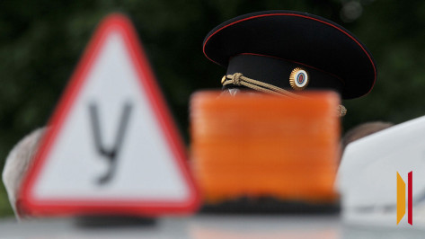 В Воронежской области врио начальника районной ГИБДД задержали за превышение полномочий