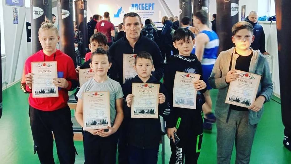 Пятеро ольховатских боксеров взяли «золото» на межрегиональных соревнованиях