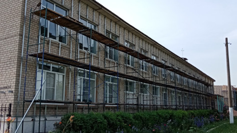 В репьевском селе Истобное на ремонт школы и благоустройство двора потратят 22 млн рублей