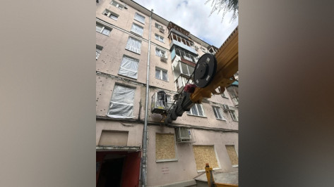 Воронежцам показали процесс устранения последствий атаки БПЛА