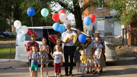 Власти Воронежской области рассказали о новом жилье для семьи Ефремовых с 9 детьми