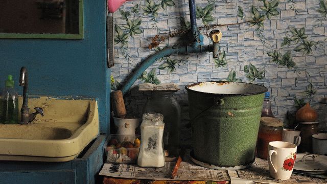 Неотложные работы оставят без воды более 10 домов в Воронеже на день