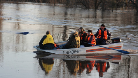 Из-за паводка в Воронежской области ушли под воду 12 мостов