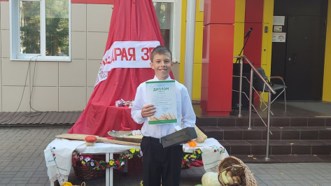 Острогожский школьник стал победителем областного конкурса юннатов