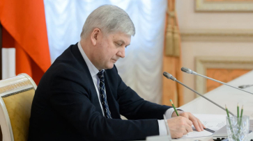 Воронежский губернатор предложил федеральным властям поддержать промпредприятия