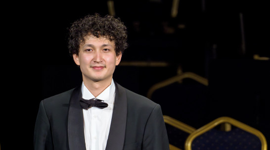 «Я отношу себя к Франции, с другой стороны – к Японии, а посередине – к России»: пианист Марсель Тадокоро выступил в Воронеже