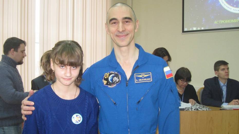Верхнемамонская школьница стала участницей встречи с космонавтами в «Звездном городке»
