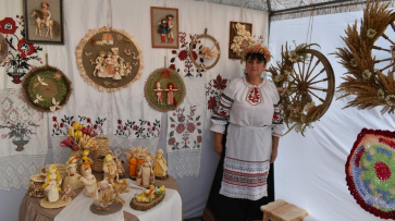 Репьевцев пригласили поучаствовать в семейном проекте «Творческий уголок»