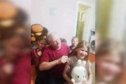 «Они меня заставляют жить дальше». Отец пятерых детей из Воронежской области рассказал, как один справляется с их воспитанием